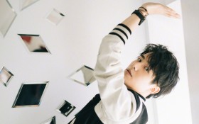 刘昊然时尚写真桌面壁纸