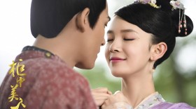 《柜中美人》电视剧桌面壁纸