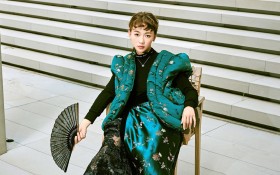 美女演员吴谨言桌面壁纸