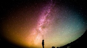 唯美的浩瀚星空桌面壁纸