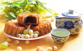 中秋节的月饼桌面壁纸