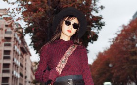 Angelababy巴黎街头唯美桌面壁纸