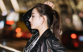 迪丽热巴时尚写真桌面壁纸