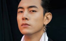 纪凌尘帅气桌面壁纸