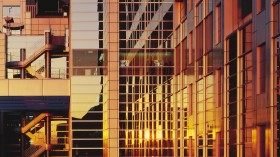城市一角建筑风景桌面壁纸