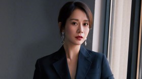 美女明星海清桌面壁纸