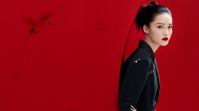 美女明星李沁桌面壁纸