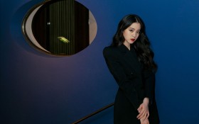 美女明星欧阳娜娜桌面壁纸