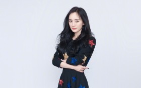 美女明星杨幂桌面壁纸