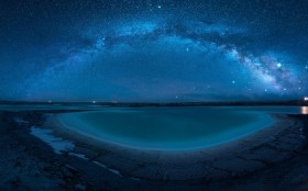 青海大柴旦翡翠湖唯美风景桌面壁纸