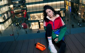 美女明星杨幂桌面壁纸