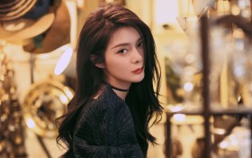 美女歌手傅菁桌面壁纸