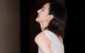 美女明星宋祖儿桌面壁纸
