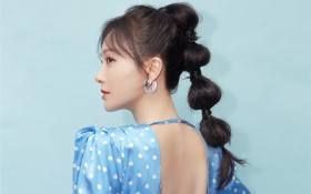 美女明星秦岚桌面壁纸